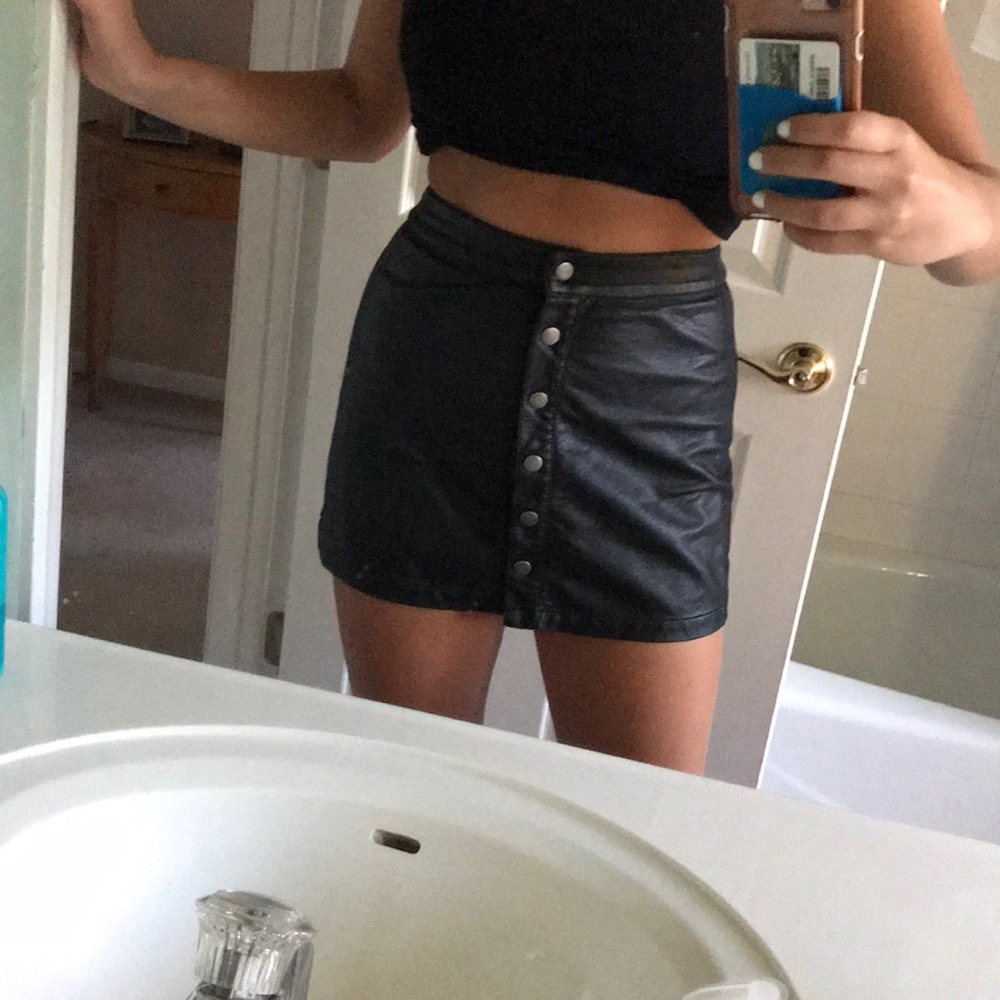 black leather skirt